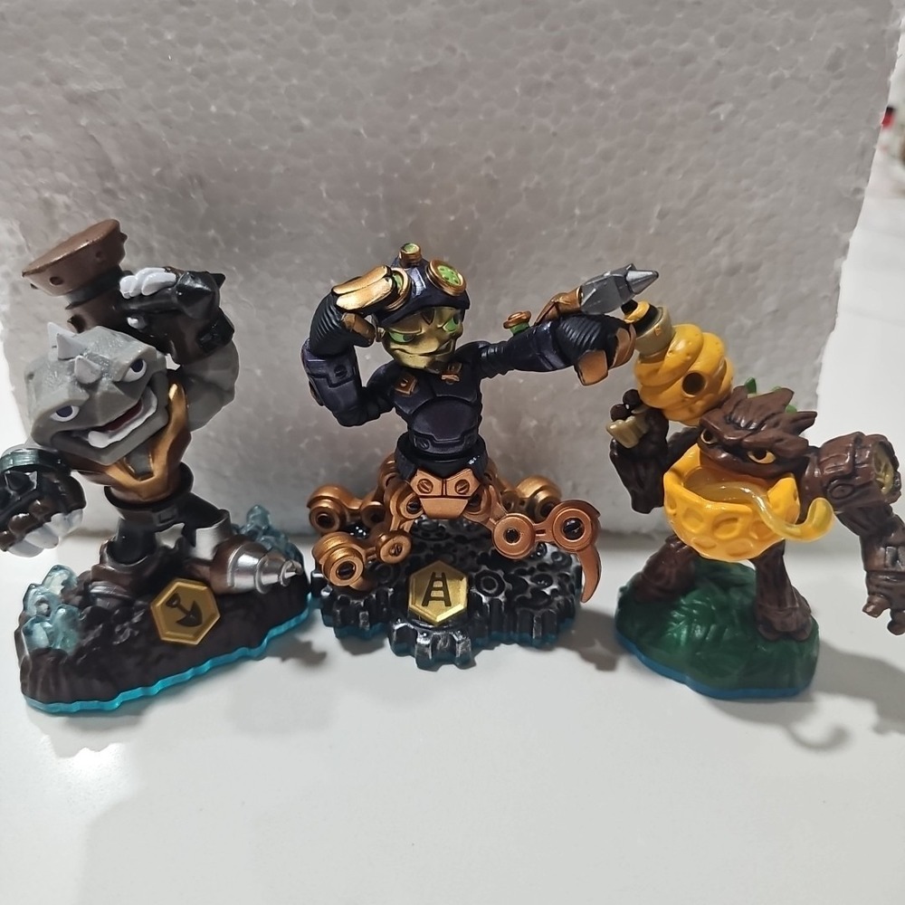 Lot Of 3 2013 Skylanders Swap Force Figures Rubble Rouser-Spy Rise-Bumble Blast